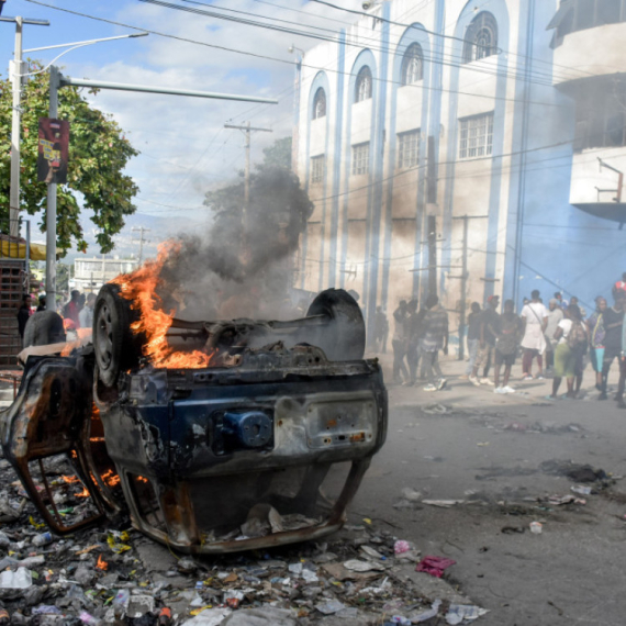 Pucnjava paralisala Haiti; Vođa bande pretio otmicom ministara i šefa policije