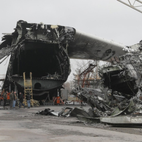 The largest airplane in the world is destroyed; Who is guilty? Well, Ukrainians VIDEO