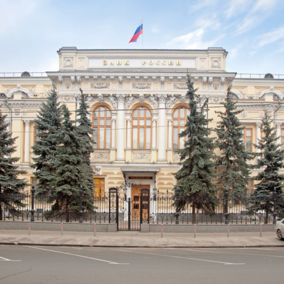 Banka Rusije produžila ograničenja za podizanje gotovine u stranoj valuti
