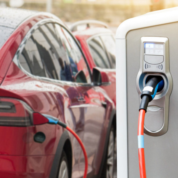 Hrabra prognoza: "Električni automobili uskoro jeftiniji od benzinaca i dizelaša"