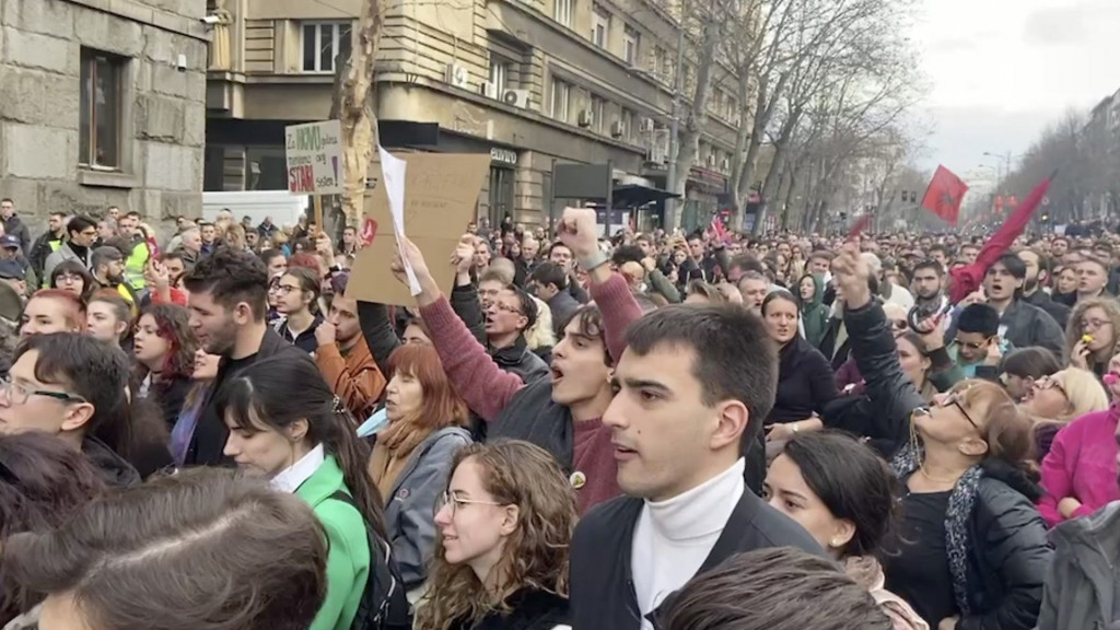 Srbiji i izbori: „Novi izbori!“ zahtevaju hiljade ljudi na protestu ProGlasa