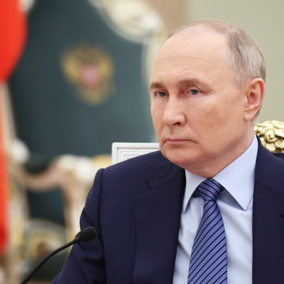 Putin odgovrio kratko i jasno: To je besmislica, sve rade zbog para