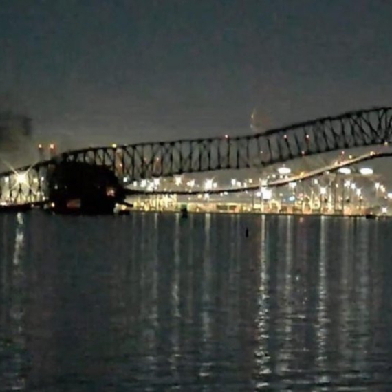 Amerika: Srušio se most u Baltimoru, strahuje se da ima žrtava