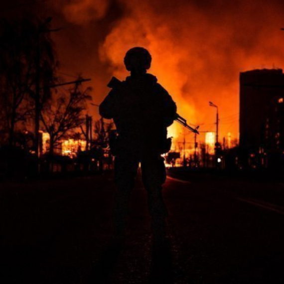 Rat – dan 790: Ukrajinci gube?; Jak udar: Napadnuti civili