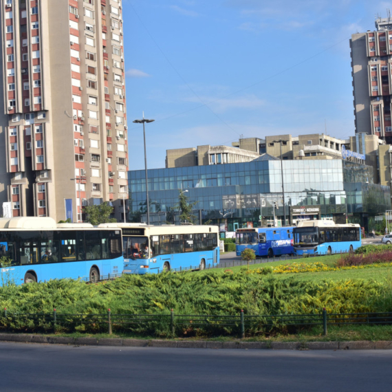 Menja se trasa više linija gradskog prevoza u Novom Sadu