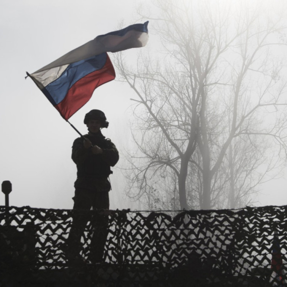 Rusi su stigli; Zauzeto, zastava je podignuta