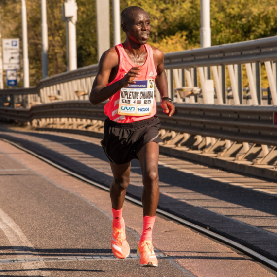 Trijumf Kenijca na Beogradskom maratonu – umalo oboren rekord!