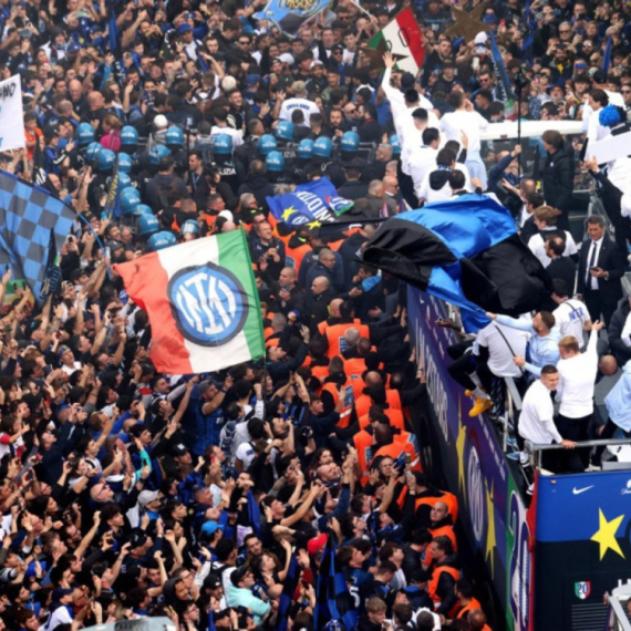 Skandalozna proslava Damfriza – FS Italije pokrenuo istragu VIDEO