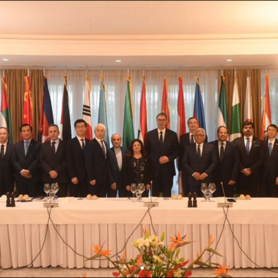 Vučić sa ambasadorima azijskih zemalja: Upoznao sam ih sa izazovima s kojima se suočava Srbija FOTO