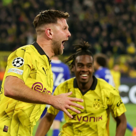 Dortmund zadaje prvi udarac – Filkrug za veliko slavlje domaćih navijača