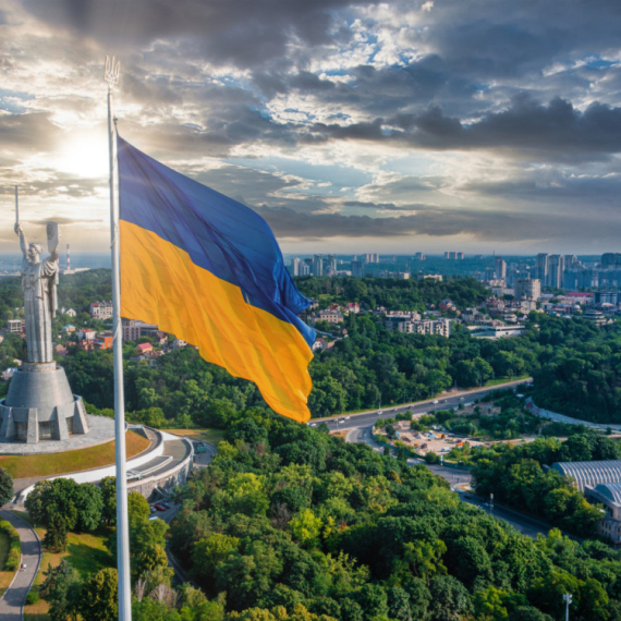 Nenajavljena poseta Kijevu: "Pomoć neće biti samo u oružju"