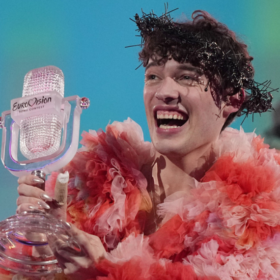 Pobednik Evrovizije se deklariše kao nebinarna osoba: Evo šta to znači