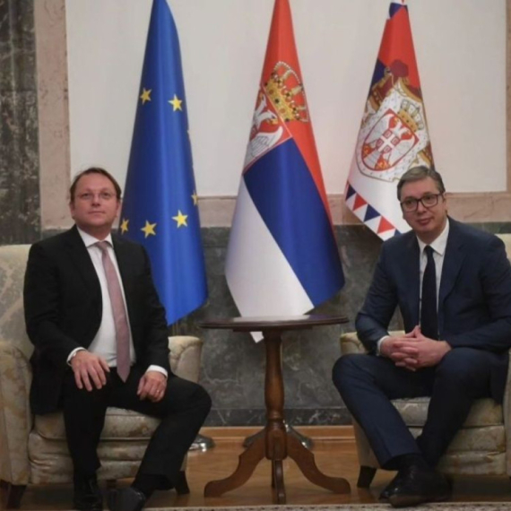 Vučić met with the European Commissioner for Enlargement Olivér Várhelyi