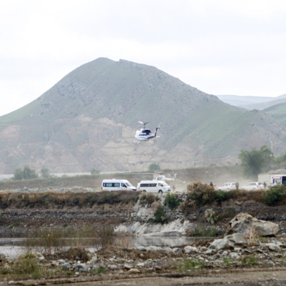 Primljeni signali iz Raisijevog helikoptera; Imam grada preživeo? FOTO/VIDEO