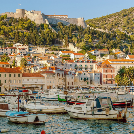 Od cene kafe na ovom ostrvu u Hrvatskoj će vam se zavrteti u glavi: Još malo pa će koštati kao šampanjac