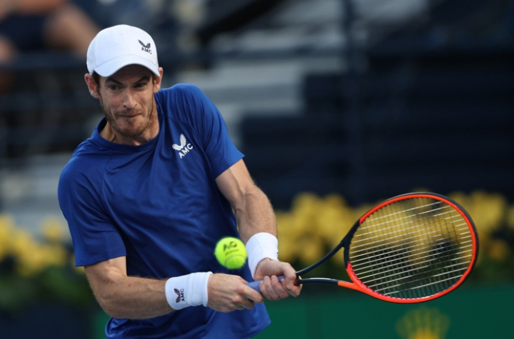 Mari polomio reket, ali pobedio Šapovalova FOTO/VIDEO