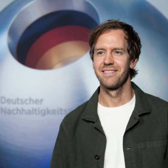 Fetel se vraća u Formulu 1?