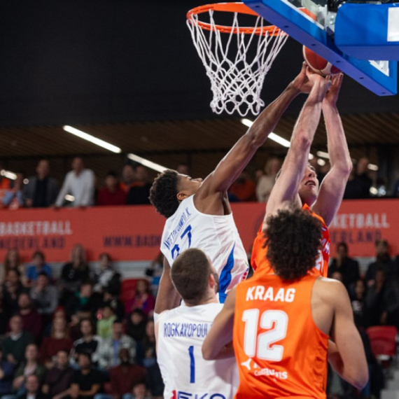 Grčka "preživela" Holandiju