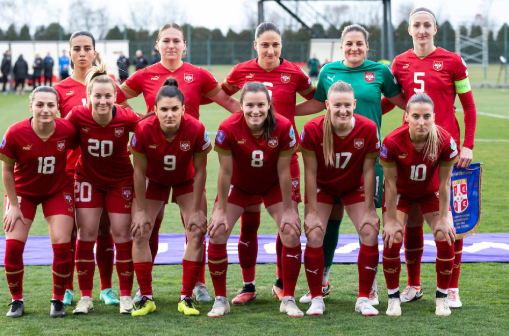 Fudbalerke Srbije doputovale na Island