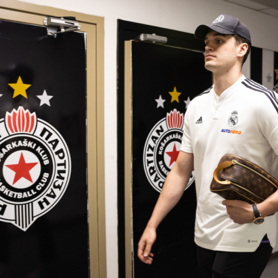 Petrović: Ako Hezonja ne završi negde ovde, završiće u Panatinaikosu