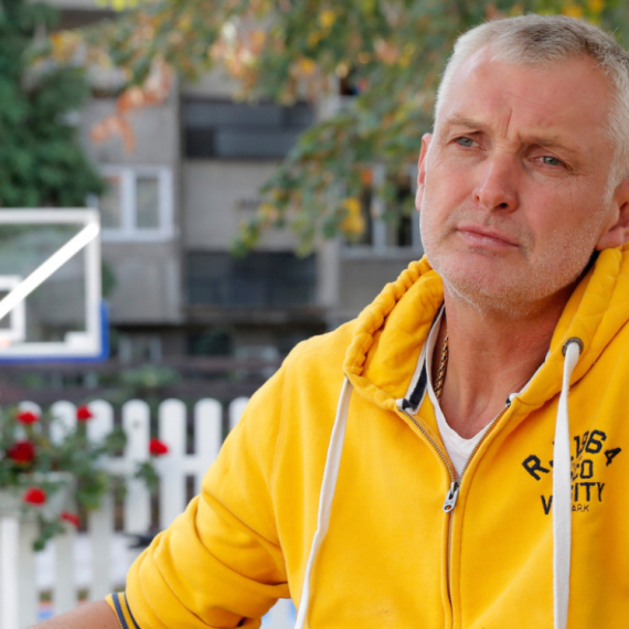 Paspalj: Nisam hteo da vas ostavim same