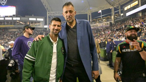 Đoković sa Divcem gledao duel Joveljića i Mesija VIDEO