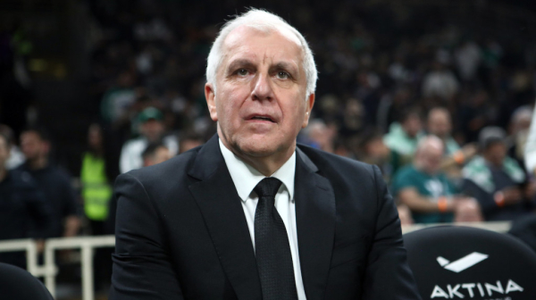 Vlasnik Panatinaikosa uživa u "Žoc" pivu FOTO