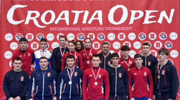 Rvačka reprezentacija Srbije do 17 godina osvojila 9 medalja u Zagrebu