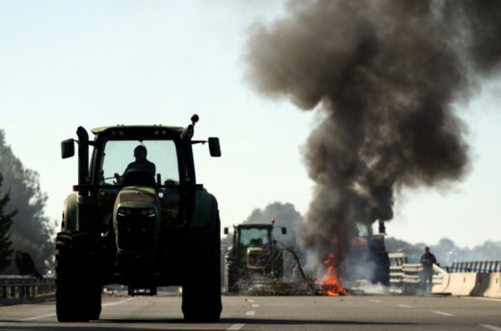 Pobuna traktora trese Evropu: Zašto su poljoprivrednici besni?
