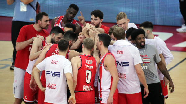 Prokišnjava krov kultne evroligaške hale – teren poplavljen