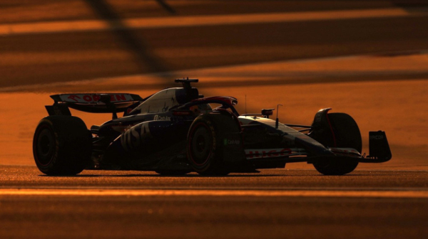 Rikardo najbrži na prvom treningu u Bahreinu