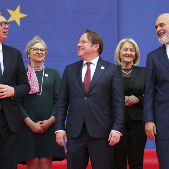 Vučić: "Od marta bi mogli da uvedemo zelene koridore. Izuzetna vest" FOTO/VIDEO