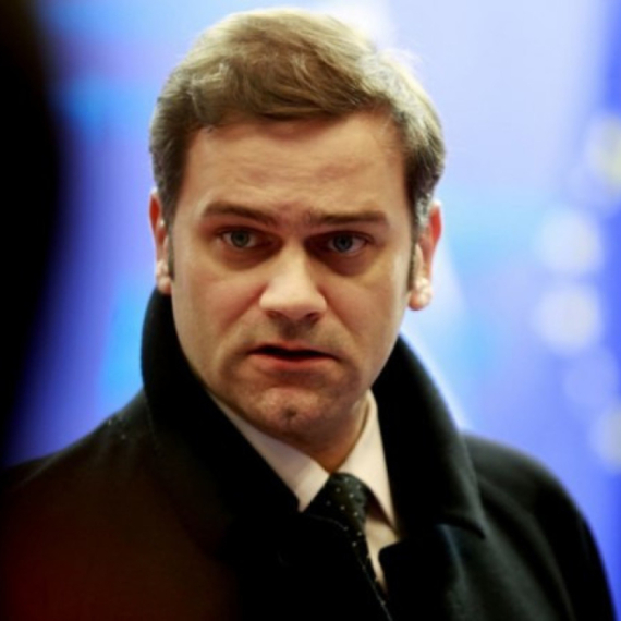 Brnabić o Stefanoviću: Njegov imaginarni prijatelj trenutno sprovodi međunarodnu istragu o izborima u Srbiji