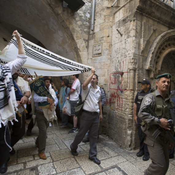 Napad nožem u Jerusalimu: Uhapšen Palestinac FOTO