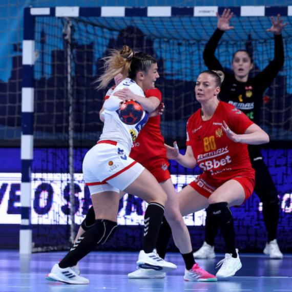 Hrabro srce Srbije, ali Crna Gora bolja za gol!