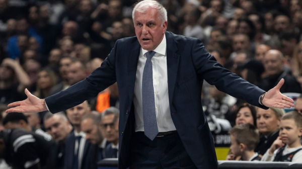 Obradović: Zbog njih smo veliki klub; Ledej: Mogu da stojim na nogama