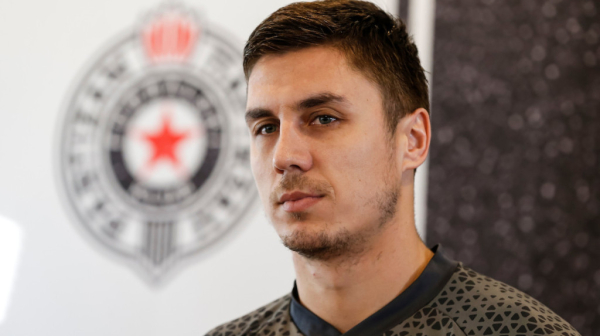 Fudbaler Partizana pozvao košarkaše u Humsku