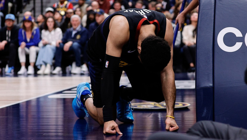 Jokić i Denver imaju brigu