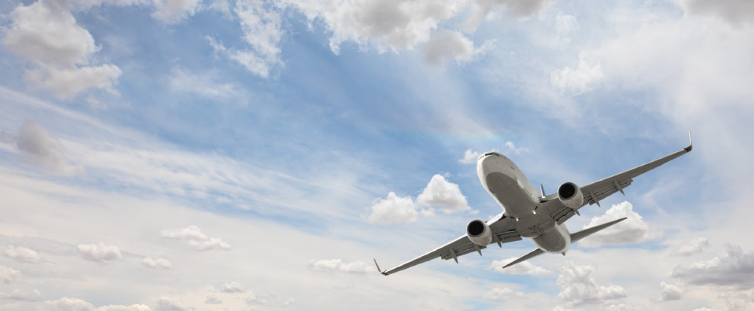 Avionu otpala guma prilikom poletanja