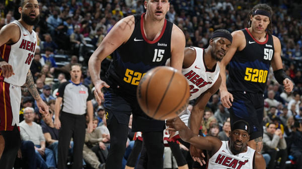 "Isceđeni" Jokić: Voleo bih, ali nije moguće VIDEO