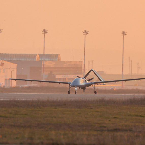 Albanija se naoružava