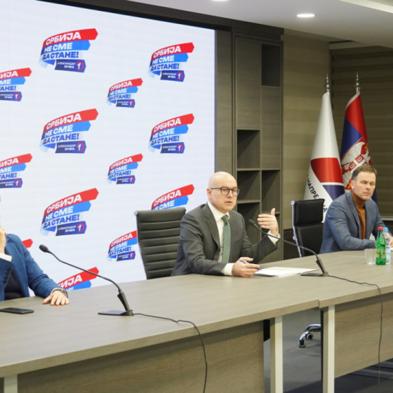 Zakazana hitna sednica Predsedništva SNS