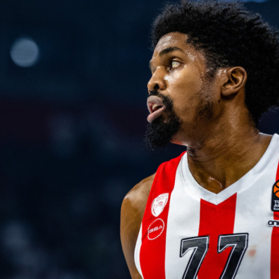 Olimpijakos rutinski sa Žalgirisom u Kaunasu