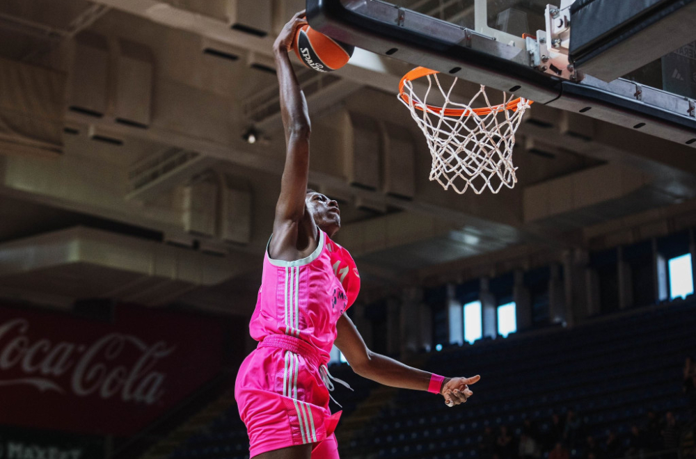 Megini klinci deklasirali Hapoel