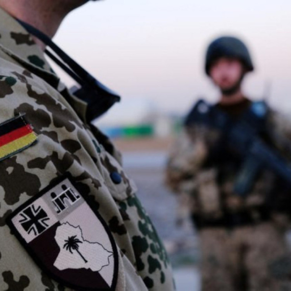 Nemačka vlada dala zeleno svetlo "ratnoj mašineriji": Ostaju na Kosovu i Metohiji