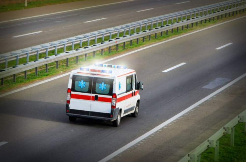 Saobraćajna nesreća u Leskovcu: Trudnica prevezena u bolnicu