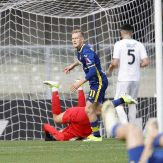 Šviderski presudio u duelu Lazovića i Račića VIDEO