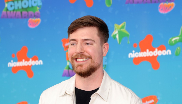 Jutjuber uznemirio fanove vešću: "Mrtav sam" FOTO