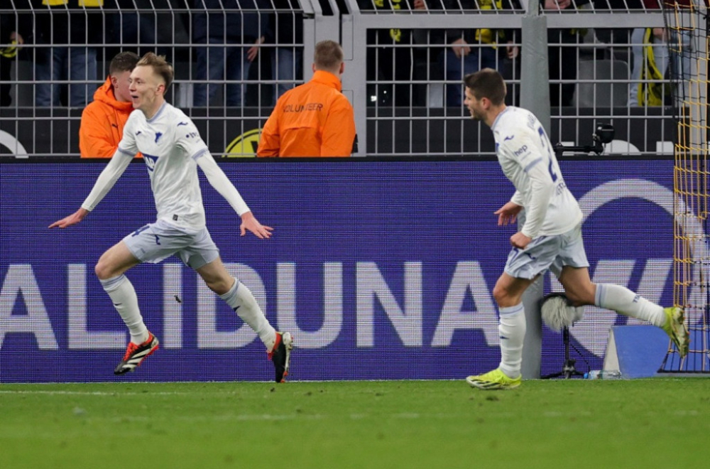 Hofenhajm sa igračem manje do sva tri boda