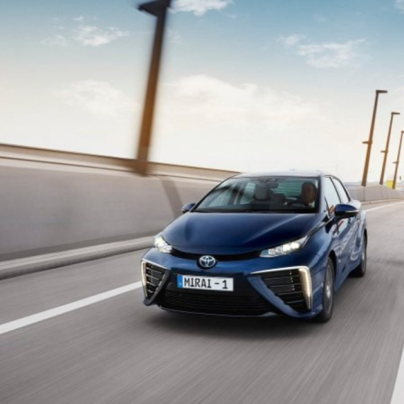 Rat sniženjima: Toyota predvodi, "skoro pa džabe" daju najnapredniji model